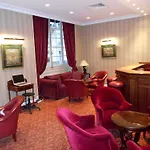 Serotel Lutece فندق