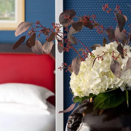 Serotel Lutece Hotel 4*