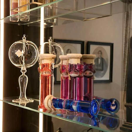 Hotel Serotel Lutece Paris