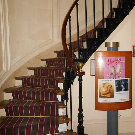 Hotel Serotel Lutece Paris