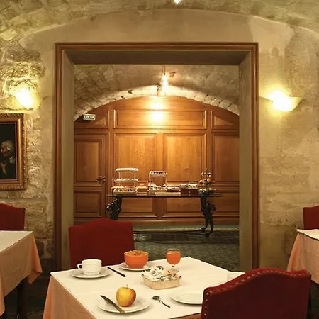 Serotel Lutece Otel 4*