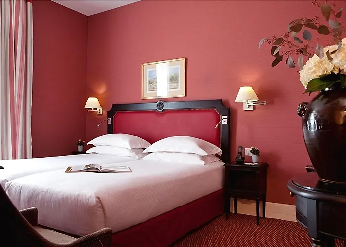 Serotel Lutece Hotel 4*
