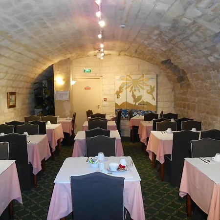 Serotel Lutece