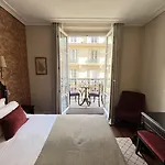 Serotel Lutece