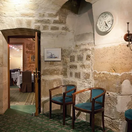 Szálloda Serotel Lutece 4*